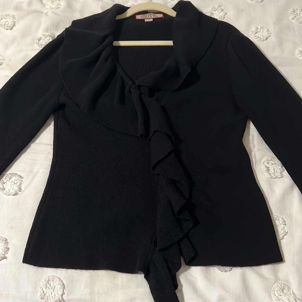 Beyond Threads Ruffle Bell Cuff Cardigan - Picture 4 of 9